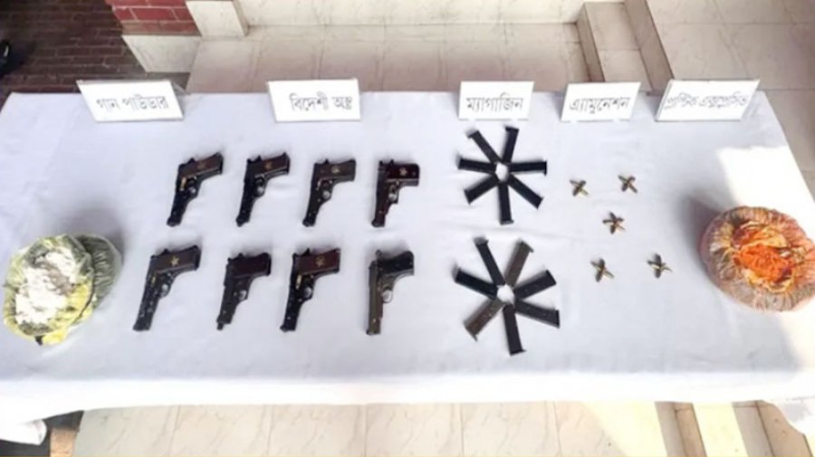 নির্বাচন ঘিরে চোরাইপথে ভারত ও মিয়ানমার থেকে আসছে অস্ত্র